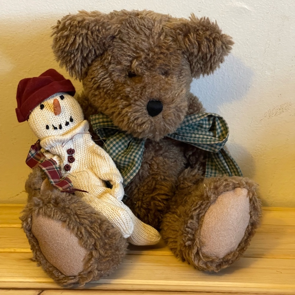 Boyds Bears Brewster T Bear Stuffed Teddy Bear